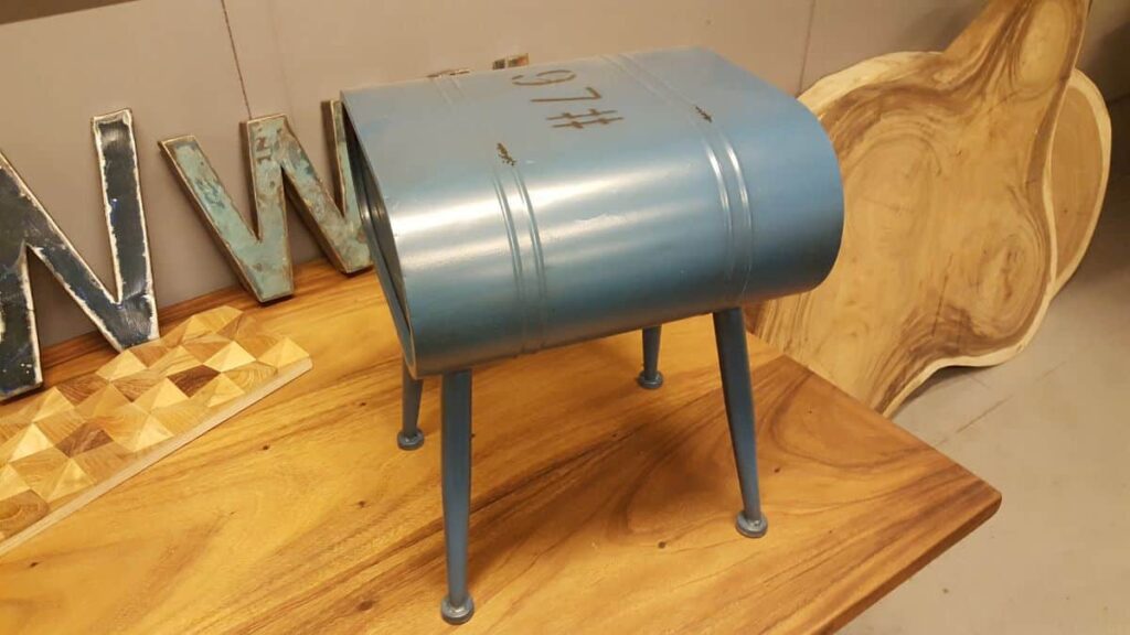 Industriële stalen kruk blauw