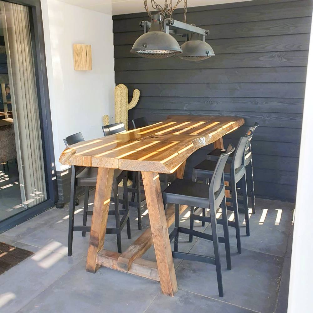 Ruige buiten bartafel