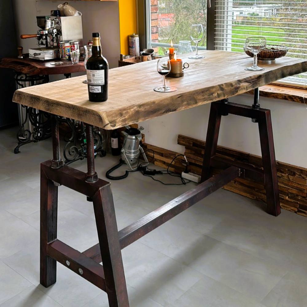 Ruige stoere bartafel